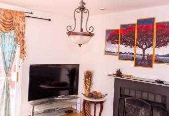 SPECIAL RATE WORTHY POSH AND MAGNIFICENT 4 BEDROOMS AND TWO & HALF BATH has Balcony rooms