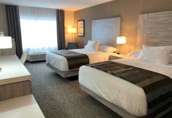 Wingate by Wyndham Kanata West Ottawa allows 18 year olds to book a room