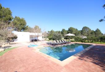 Villa Sa Barda has Balcony rooms