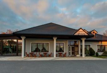 Senator allows 18 year olds to book a room