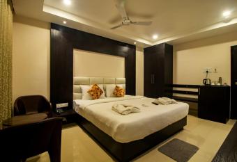 Hotel Horizon Hues allows 18 year olds to book a room