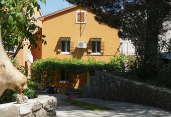 Family friendly house with a parking space Nerezine, Losinj - 17984 has Smoking rooms