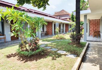 Sanur Agung Suite has Balcony rooms