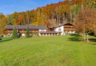 Landhotel Gabriele has Balcony rooms