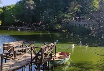 Polonezk  y Country Club & Accommodation in the Wildlife Park! allows 18 year olds to book a room