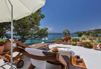 Apartment Chiara has Balcony rooms