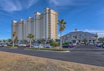 The Beach Club Resort and Spa III has Balcony rooms