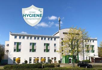 ACHAT Hotel Monheim am Rhein allows 18 year olds to book a room