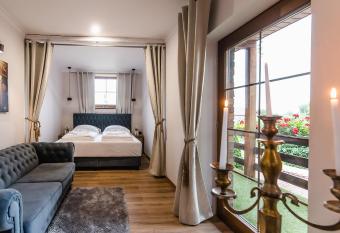 Apartamenty Kapita  skie has Balcony rooms