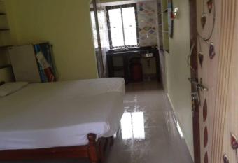 Om Ganesha has Balcony rooms