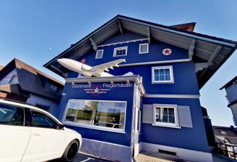 BnB Fliegerhaeusle Hagnau 24h Self Check In has Balcony rooms