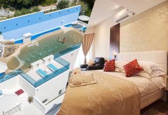 Villa Vi  nja Prestige has Balcony rooms