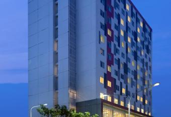 favehotel Karawang allows 18 year olds to book a room