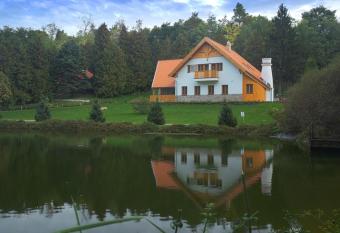 Alir  t Vad  szh  z has Balcony rooms