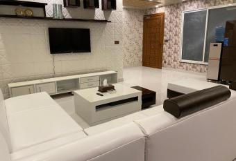 Burj Al Bahria Town Luxury Suites has Balcony rooms