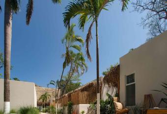 Yaxa Hotel Nosara has Balcony rooms