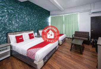 OYO 89840 69 Room 4 Stay allows 18 year olds to book a room