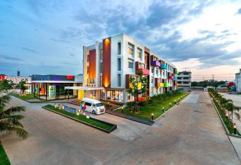 The Hi Place has Balcony rooms