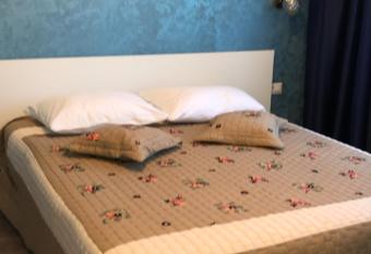 Laguna Albastr   Residence has Balcony rooms