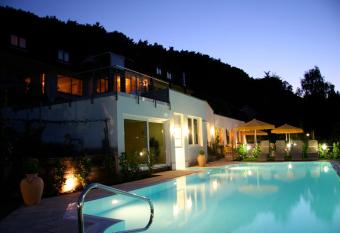 Wiedemann s Weinhotel has Balcony rooms