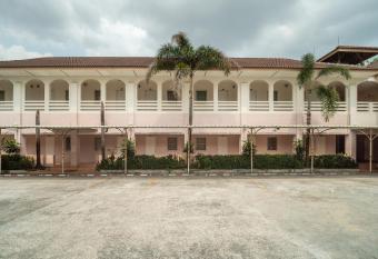 The Room Relax has Balcony rooms