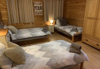 Southernwood - Family Lodge has Balcony rooms