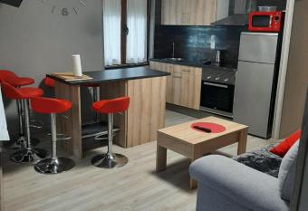 Piso con terraza en Felechosa has Balcony rooms