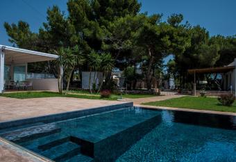 Villa Mamir   has Balcony rooms