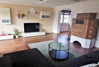 Aurach - SmartApart has Balcony rooms