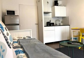 2RRD Charmant Studio 21m2 has Balcony rooms