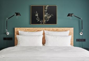 Winterfeld Guest House Bodenmais allows 18 year olds to book a room