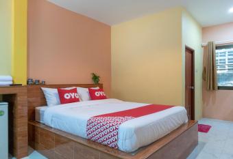 OYO 682 Fishering Home allows 18 year olds to book a room