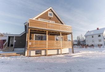 Troms   Gallery Apartment has Balcony rooms