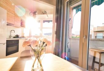   tico Azalea - Coraz  n del Carmen, doble balcon, wifi allows 18 year olds to book a room