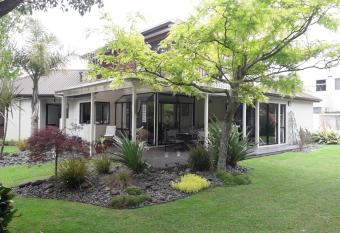 Quiet location ,central to city allows 18 year olds to book a room