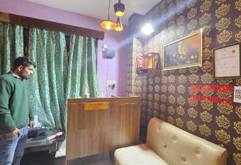 Hotel Kissan allows 18 year olds to book a room