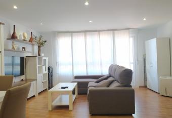 Apartemento Pablo allows 18 year olds to book a room