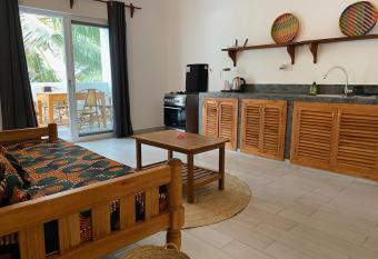 Ocean View Twiga Apartment ZanzibarHouses has Balcony rooms