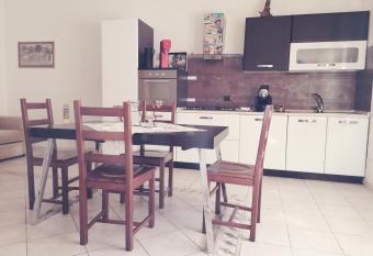 Deluxe House of Loto s allows 18 year olds to book a room