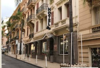 AZUR HOTEL allows 18 year olds to book a room