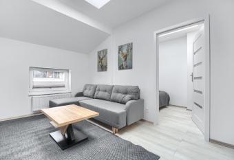 Toress Apartamenty Economy allows 18 year olds to book a room