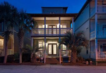 Beach Beyond Belief House & private pool & free bikes & private beach has Balcony rooms