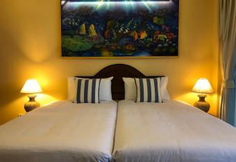 Ginis Beach Resort has Balcony rooms