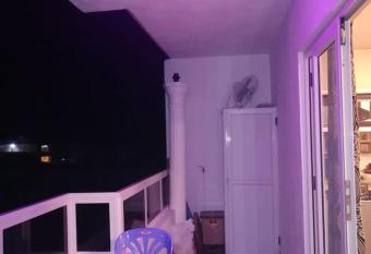 2 bedrooms appartement with furnished balcony at Mahebourg 1 km away from the beach has Balcony rooms