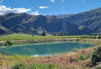 Lodges on Pearson - Unit 2 allows 18 year olds to book a room