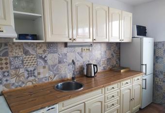 Apartm  n se zahradou v Protiv  n   allows 18 year olds to book a room