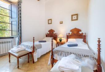 Son Vivot - Habitaci  n doble b  sica allows 18 year olds to book a room