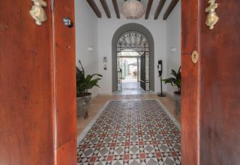 Albariza Hotel Boutique allows 18 year olds to book a room