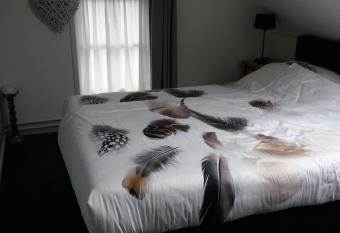 B&B de Berghoeve has Balcony rooms