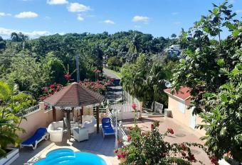 Appartement d une chambre avec piscine partagee balcon et wifi a Sainte Anne a 6 km de la plage has Balcony rooms